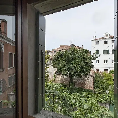 Residenza Tiziano Apartment Venice Room photo